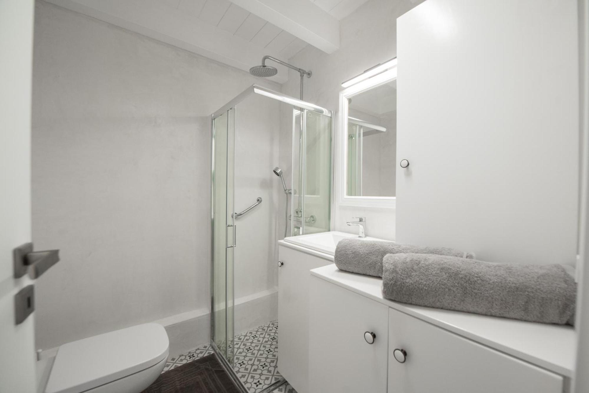 Porto Harani Seaside Apartments Simi Dış mekan fotoğraf